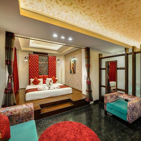 דהראדון Hotel Saffron Leaf מראה חיצוני תמונה