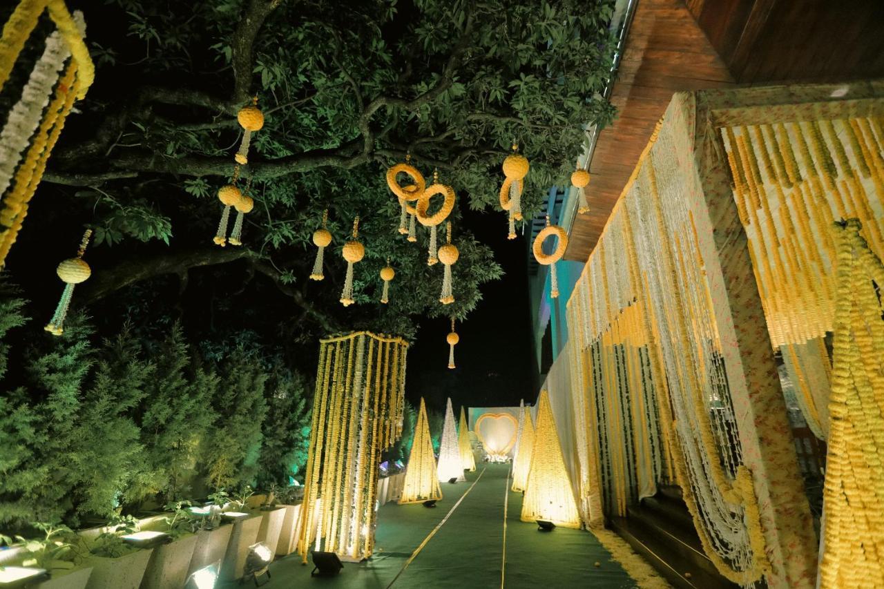 דהראדון Hotel Saffron Leaf מראה חיצוני תמונה